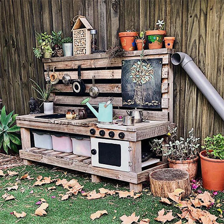 Mud kitchen